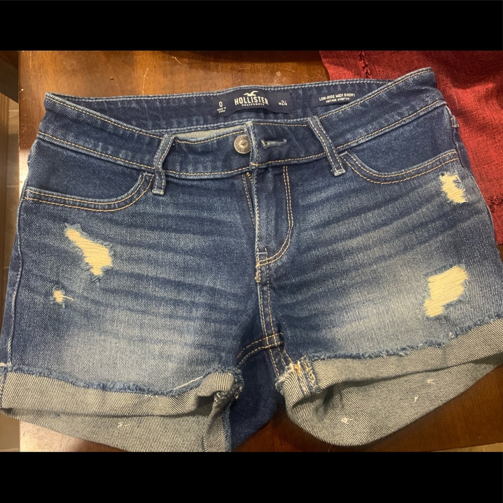 Hollister shorts.